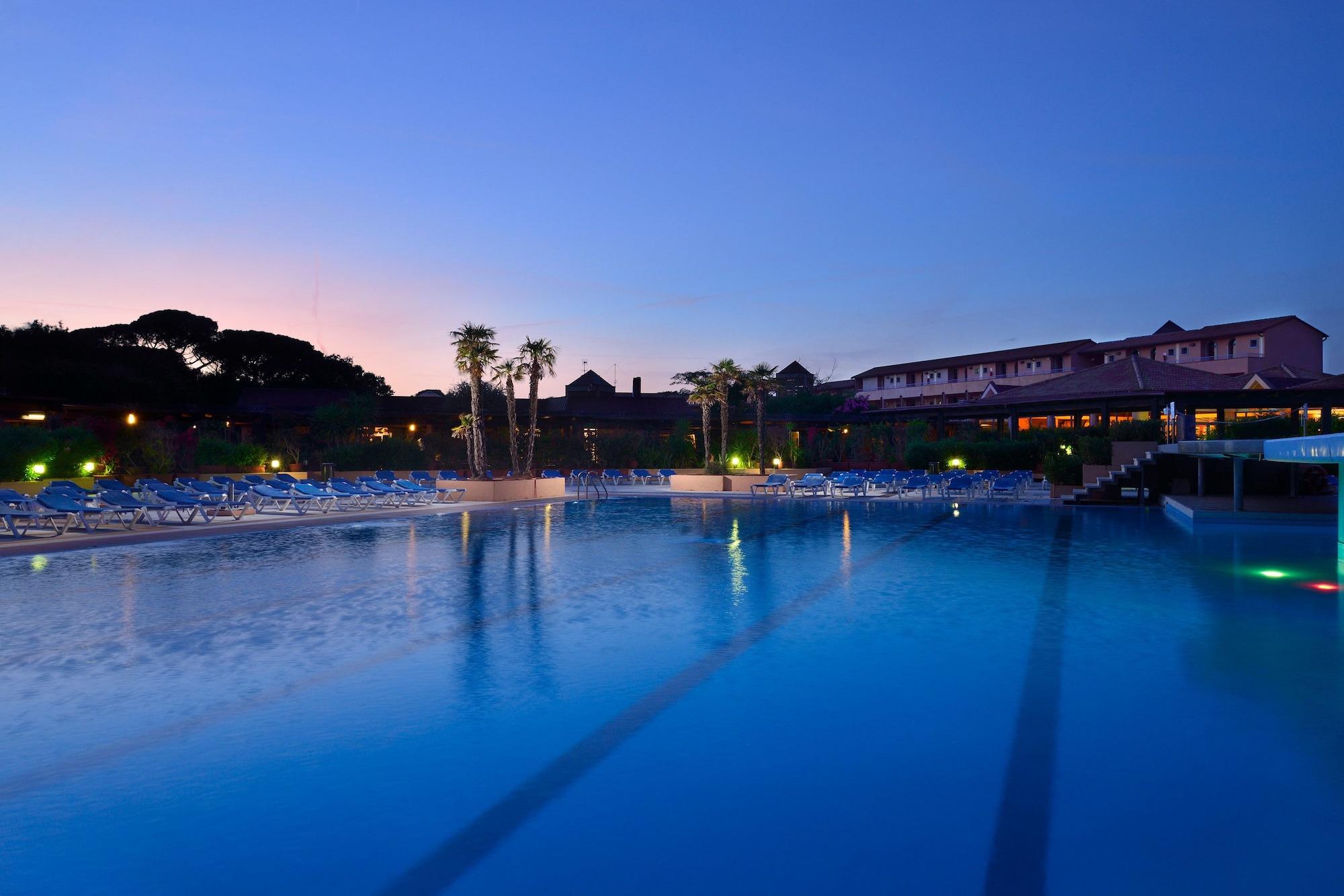 Garden Toscana Resort San Vincenzo Exterior foto